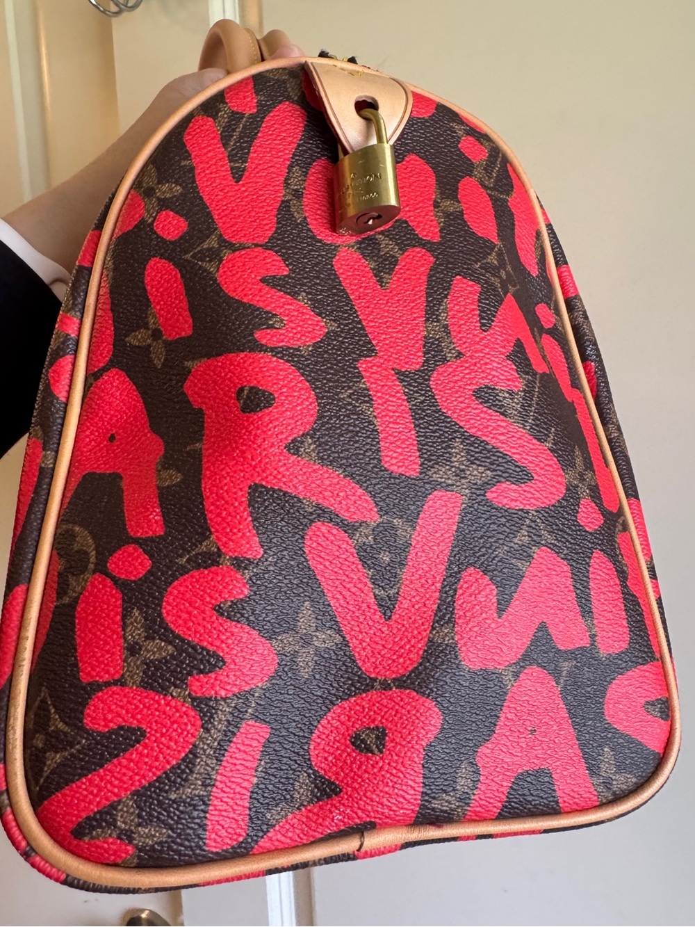 Handbag - Picture 4 of 11